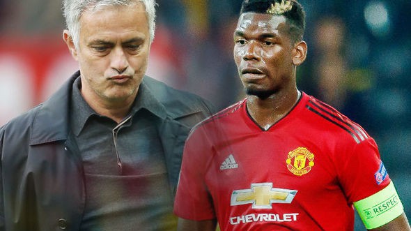 Cựu tiền vệ Jamie Redknapp đã "nhìn thấy" số phận của Pogba và Mourinho tại MU