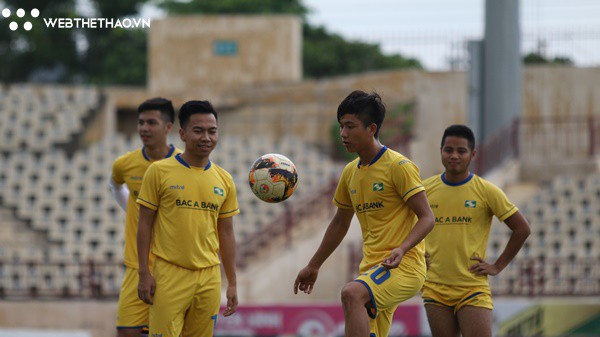 Khi Đức “cọt” muốn phá lưới Bùi Tiến Dũng ở trận “chung kết” Top 3
