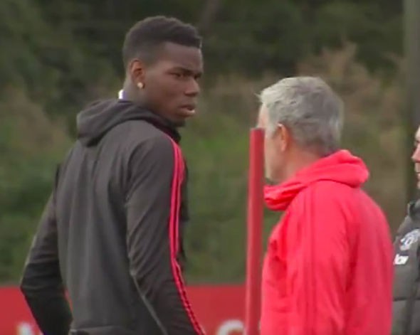 Pogba cho thấy những dấu hiệu rằng mối quan hệ của anh với Mourinho là không thể hàn gắn - Ảnh 2. Pogba cho thấy những dấu hiệu rằng mối quan hệ của anh với Mourinho là không thể hàn gắn - Ảnh 2.