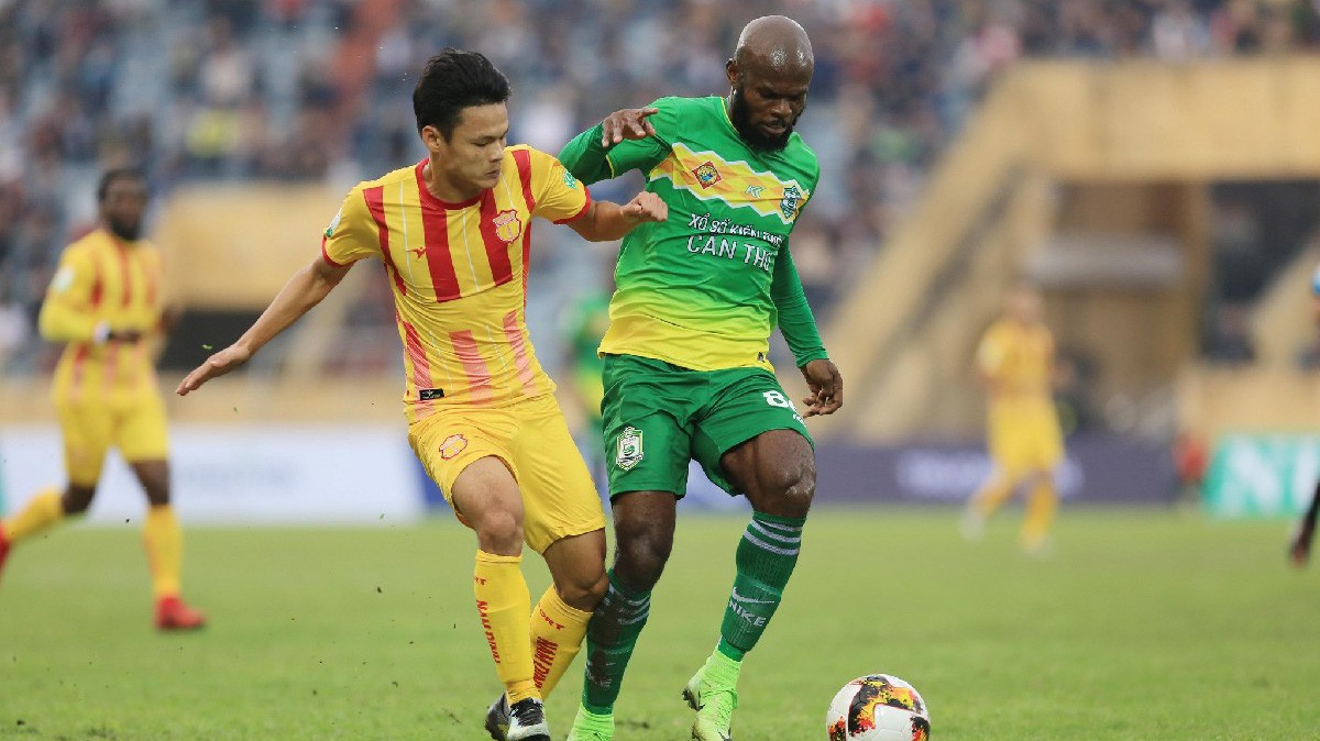 Kịch bản nào cho cuộc đua trụ hạng V.League 2018 giữa Nam Định và XSKT Cần Thơ?