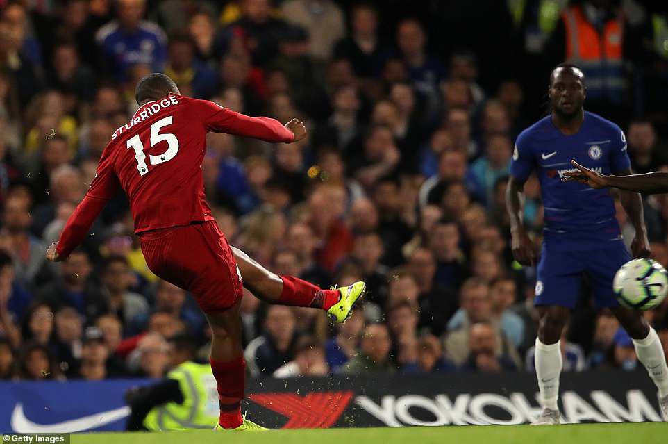 Jurgen Klopp nói gì về việc rút Salah giữa trận gặp Chelsea và liệu có tin dùng ở C1/Champions League? - Ảnh 7. Jurgen Klopp nói gì về việc rút Salah giữa trận gặp Chelsea và liệu có tin dùng ở C1/Champions League? - Ảnh 7.