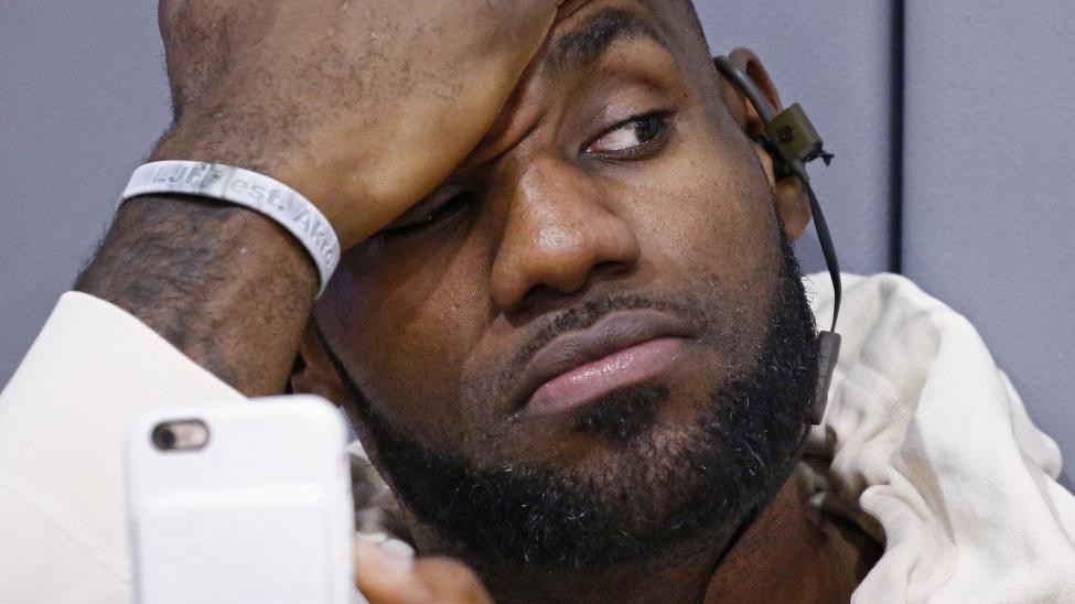 LeBron James sẽ không có nhẫn nào tại Los Angeles Lakers!
