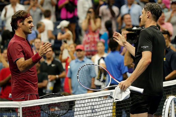 Roger Federer đổ lỗi thời tiết cho thất bại trước John Millman ở vòng 4 US Open - Ảnh 2. Roger Federer đổ lỗi thời tiết cho thất bại trước John Millman ở vòng 4 US Open - Ảnh 2.