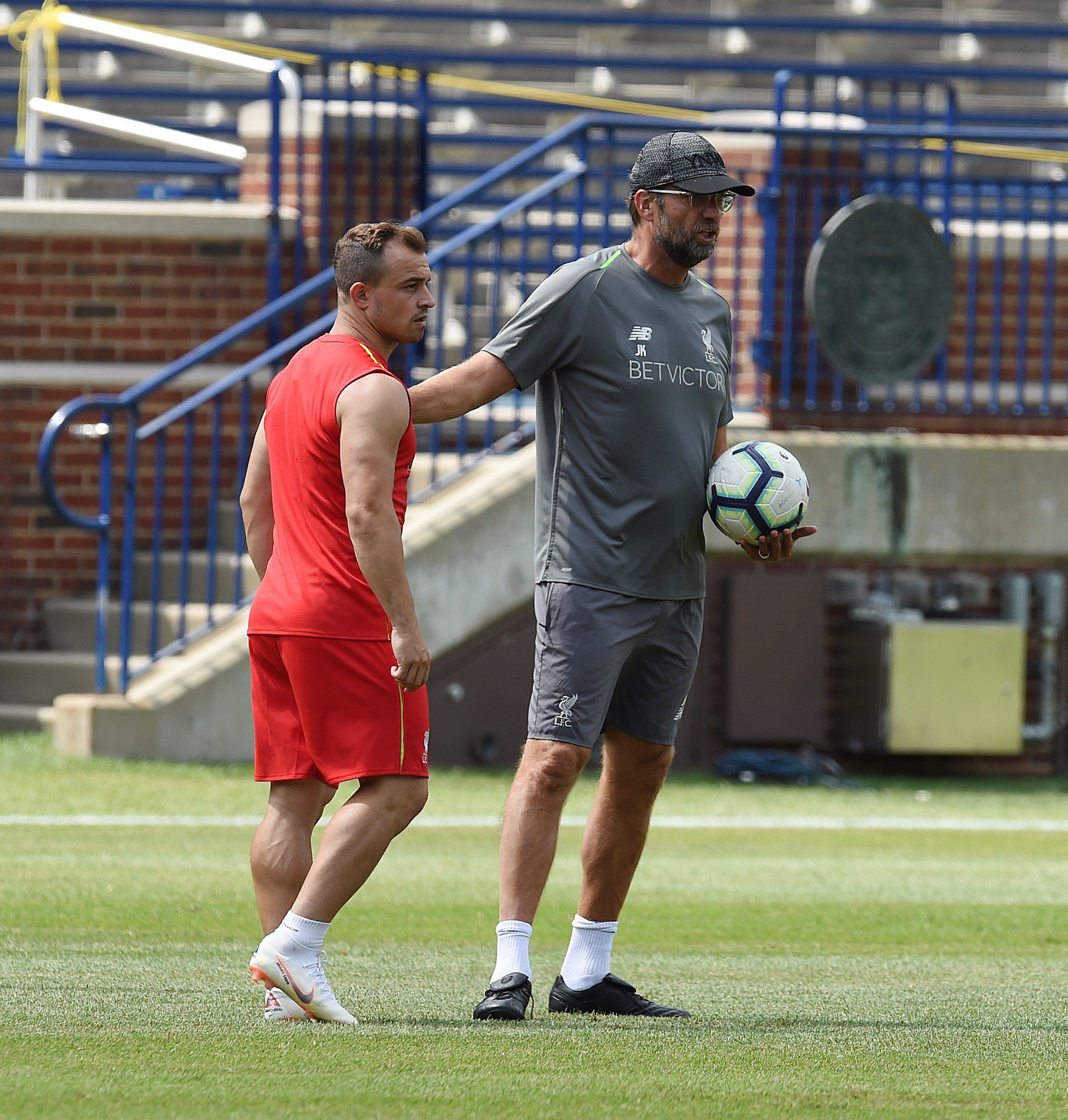 Jurgen Klopp đặt cược vào nhân tố bí ẩn nào giúp Liverpool vượt qua 22 ngày quan trọng sắp tới? - Ảnh 3. Jurgen Klopp đặt cược vào nhân tố bí ẩn nào giúp Liverpool vượt qua 22 ngày quan trọng sắp tới? - Ảnh 3.