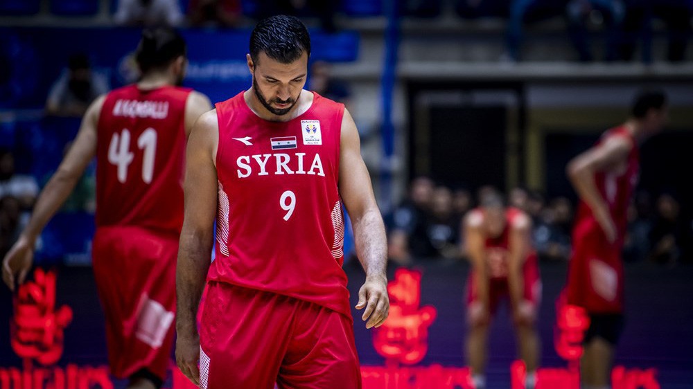 Giữa chốn đạn bắn bom rơi, có một nền bóng rổ Syria vẫn sinh tồn đầy can trường