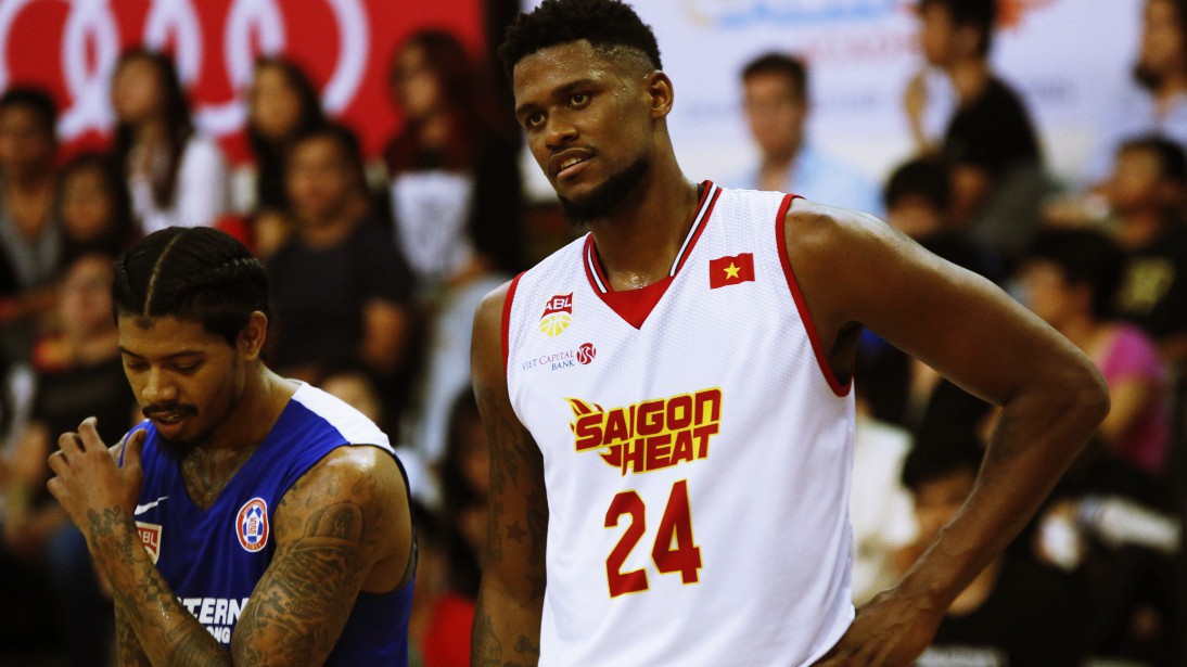 Liệu cựu binh Jordan Henriquez sẽ quay lại chinh chiến ABL năm nay cùng Saigon Heat?