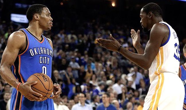 Durant âm thầm vào like lời buộc tội Westbrook