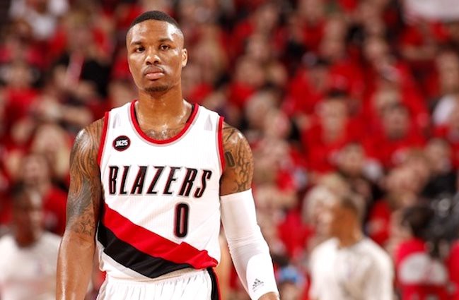 Em trai của ngôi sao Damian Lillard bị bắn nhiều lần tại khu mua sắm