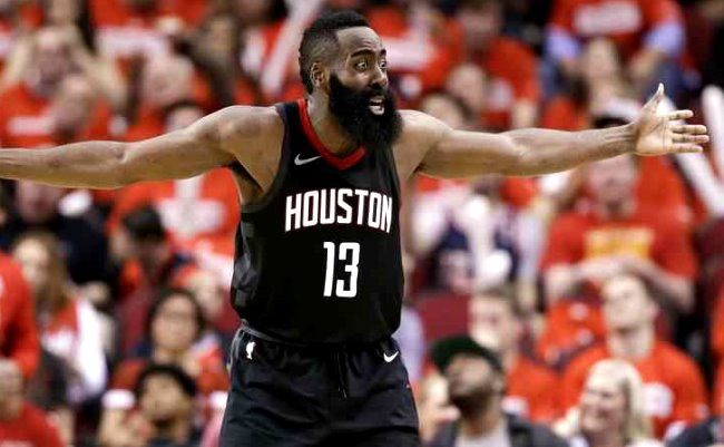 Hiệu suất ném 2/18 ở game 2 lại càng khiến James Harden vui mừng