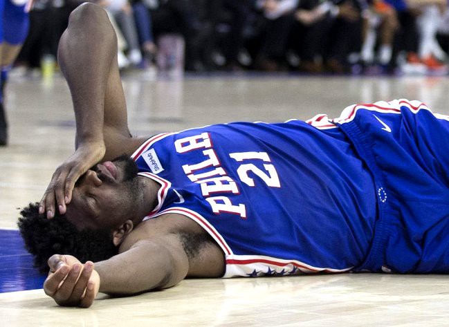 Lòng như lửa đốt, Joel Embiid để ngỏ việc tham dự game 3