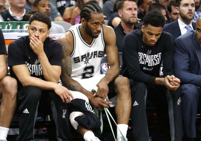 Khó hiểu chuyện mất liên lạc giữa San Antonio Spurs với Kawhi Leonard