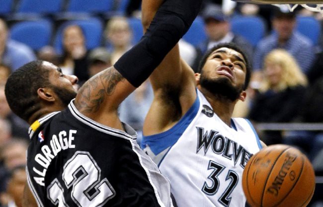 Nhận định NBA 18/03: Khao khát chiến thắng, Wolves và Spurs sẽ không khoan nhượng