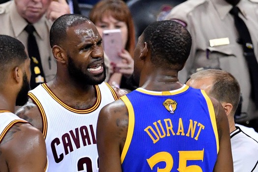 Nhận định NBA 26/12: Warriors tiếp Cavaliers, Rockets chiến OKC