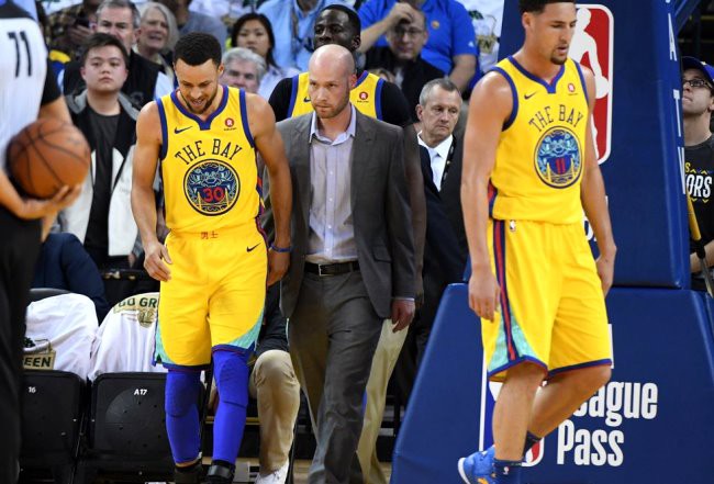 Tin NBA 10/03: Stephen Curry sẽ phải nghỉ dưỡng thương bao lâu?