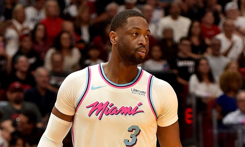 Tin NBA 12/03: Wade chấn thương trước loạt trận sân khách của Miami Heat