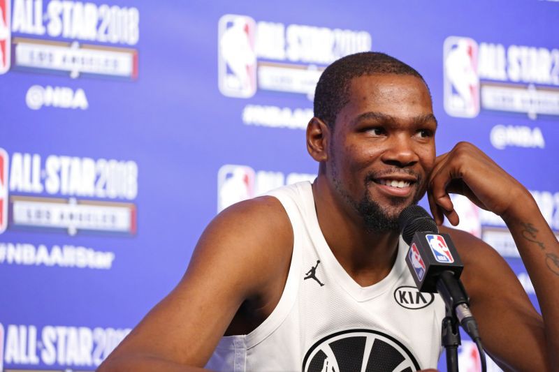 Tin NBA 26/02: Kevin Durant ra tay trượng nghĩa