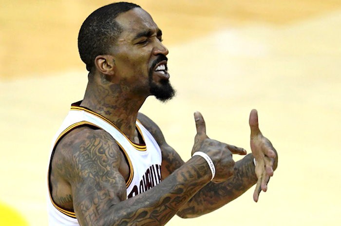Tin NBA 31/10: J.R Smith phẫn nộ khi bị so sánh nhạy cảm