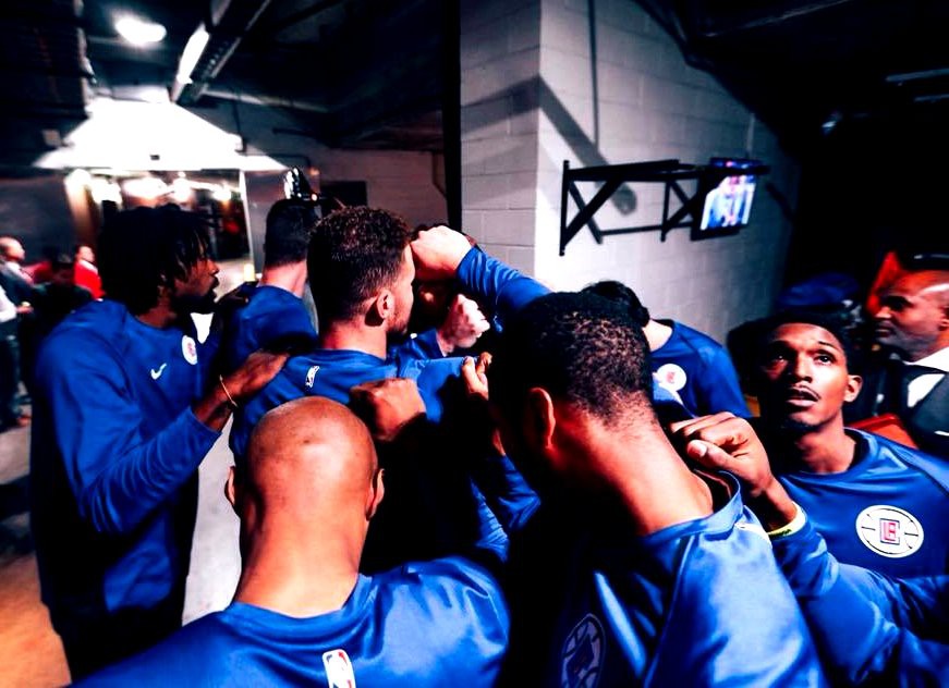 Toàn cảnh biến Houston Rockets kéo người vào phòng thay đồ L.A Clippers