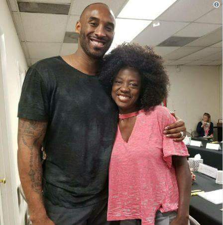 Kobe Bryant có thể sẽ tham gia đóng phim với Viola Davis Kobe Bryant có thể sẽ tham gia đóng phim với Viola Davis