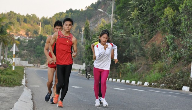 Thành tích chuẩn Olympic 2020 môn điền kinh cao kinh hoàng