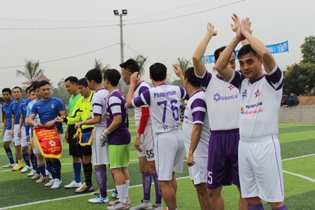 FC Ngôi Sao về Bình Đà đá bóng gây quỹ từ thiện