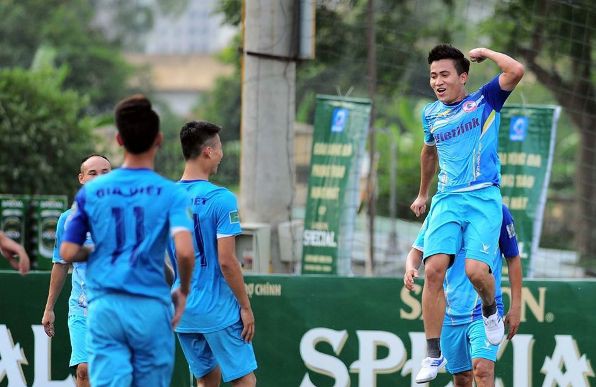 Gương mặt tiêu biểu hạng Nhất phủi: Vua phá lưới Long "Torres"