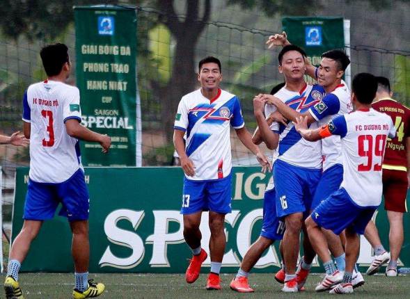 Hạng Nhất phủi 2016 và dấu ấn của dân chuyên