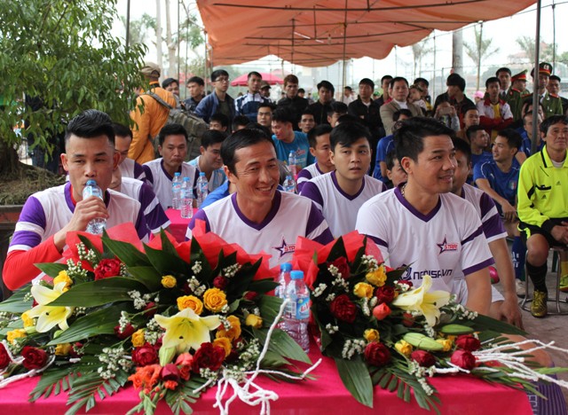 Hiệp "gà", Đặng Phương Nam khuấy động sân Yên Thế