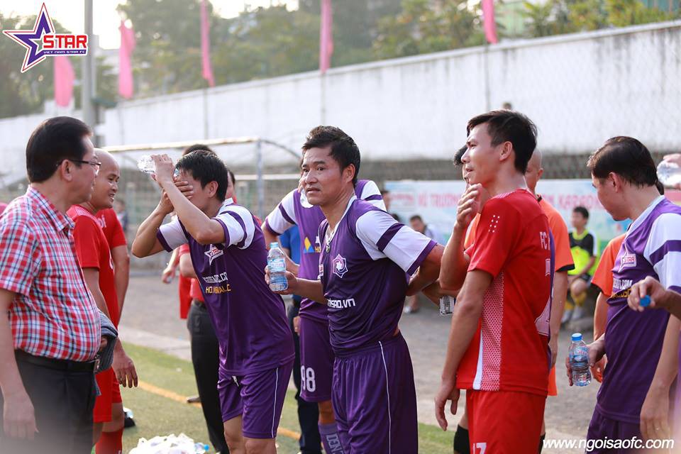 Hồng Sơn giúp FC Ngôi Sao giành giải nhì Cúp Tứ hùng Hải Dương 2015