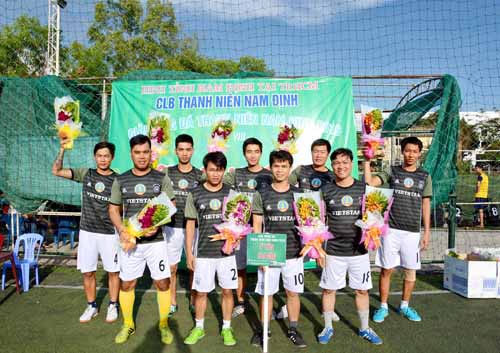 Khởi tranh giải đồng hương Nam Định 2016