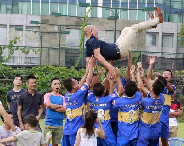 Những hình ảnh đáng nhớ của bóng đá phủi 2015