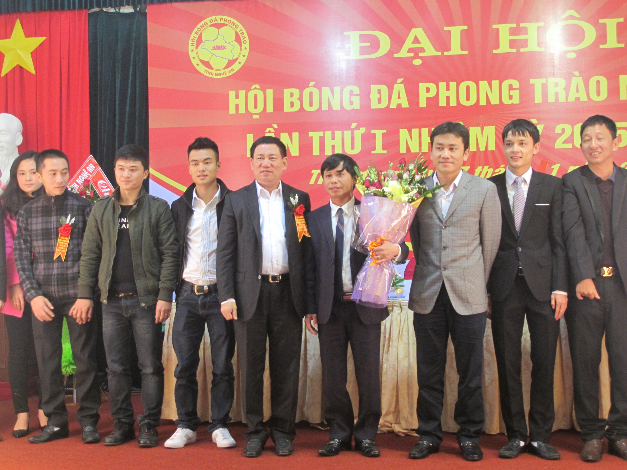 Ông bầu phủi và chuyện những người cầm đội: Anh Văn “Văn Minh”