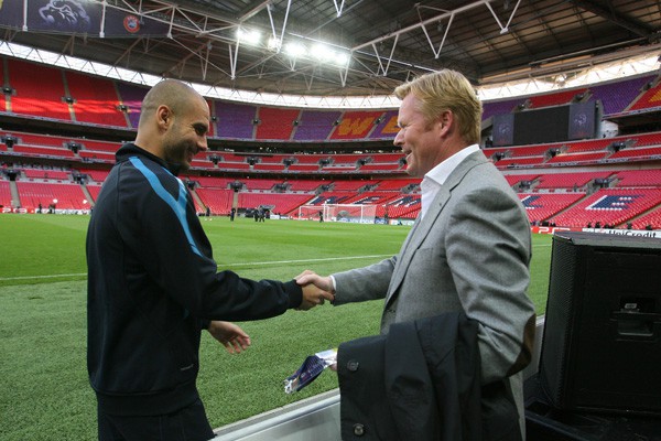 HLV Ronald Koeman: "Tôi gần gũi với Pep còn hơn cả với vợ"