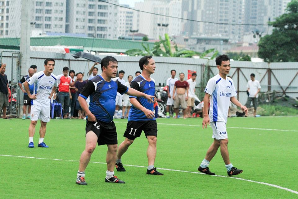 Đội hình phủi nhỏ mà có võ