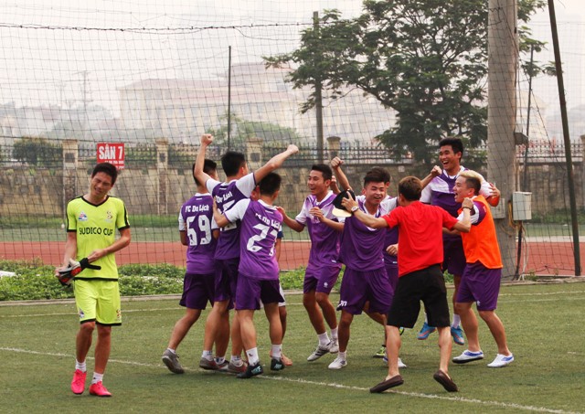 Vòng 1 hạng Nhất - Cúp Bia Saigon Special 2016: Đại tiệc bắt đầu