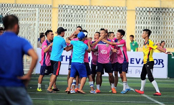 Vòng 1 HPL-S4: Tân binh tỏa sáng trong ngày đầu "lên lớp"