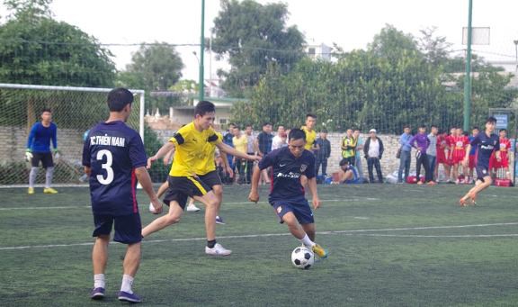 Vòng 4 giải Cựu Viên Open 2015: Cuộc đua tam mã
