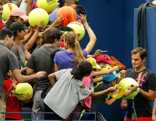 Federer ở sự kiện giao hữu trước thềm US Open Federer ở sự kiện giao hữu trước thềm US Open