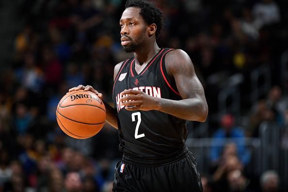 Patrick Beverley gi&uacute;p Houston Rockets ph&ograve;ng thủ chắc chắn hơn