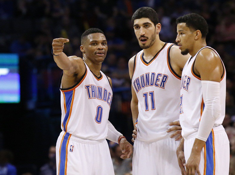 Westbrook thể hiện dấu ấn thủ lĩnh đậm nét tại Thunder Westbrook thể hiện dấu ấn thủ lĩnh đậm nét tại Thunder