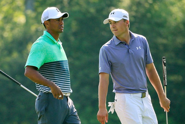 Tiger Woods đ&atilde; mất ng&ocirc;i kiếm tiền v&agrave;o tay Spieth