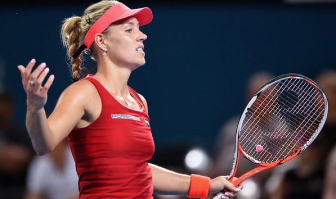 Tay vợt số 1 TG Angelique Kerber gặp khó trước thềm Wimbledon