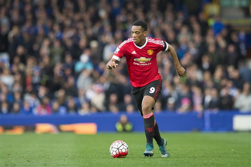 Anthony Martial khiến fan M.U “mát lòng mát dạ”