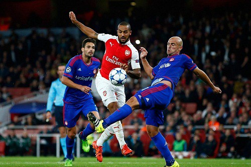 Bảng F Champions League: Arsenal và mệnh lệnh phải thắng!