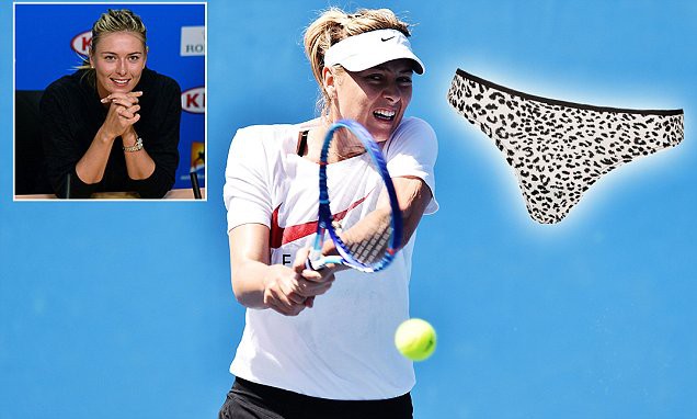 Australian Open 2016: Sharapova dở khóc dở cười vì... đồ lót