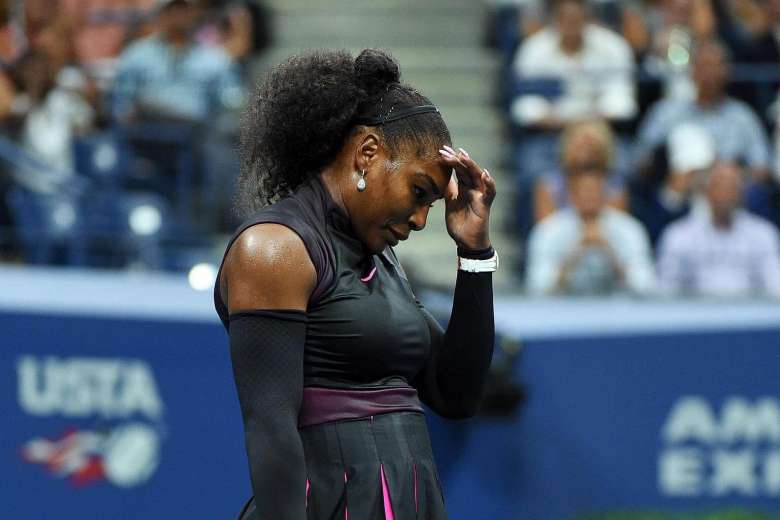 Serena bại trận tại bán kết US Open, mất ngôi số 1 thế giới