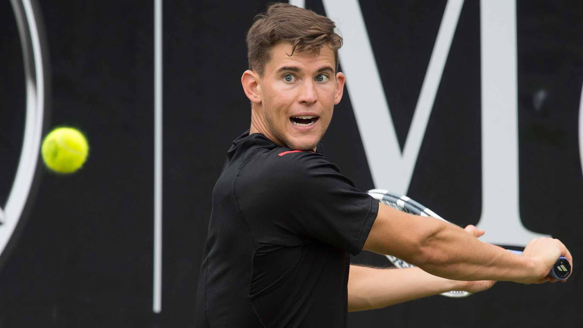 Chung kết Mercedes Cup bị hoãn, Pliskova vô địch Nottingham Open