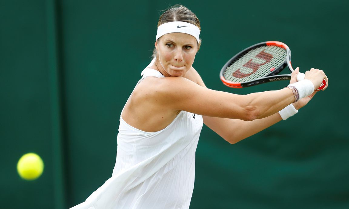 Tay vợt nữ có bầu hơn 4 tháng vẫn thi đấu 2 nội dung ở Wimbledon