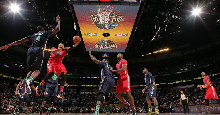 Dạo quanh NBA ngày 20/12: Trận All-Star đổi thể thức bầu chọn