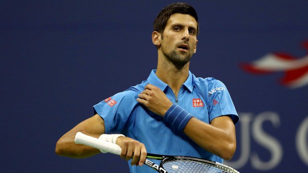Djokovic đau đớn vào vòng 2 US Open